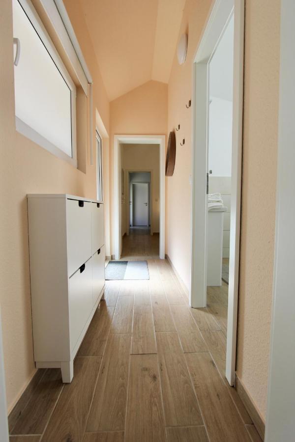 Wunderschoen Zwischen Ortsausgang Und Waldesrand Gelegene, Schoene Apartments Herzogenrath Exterior foto