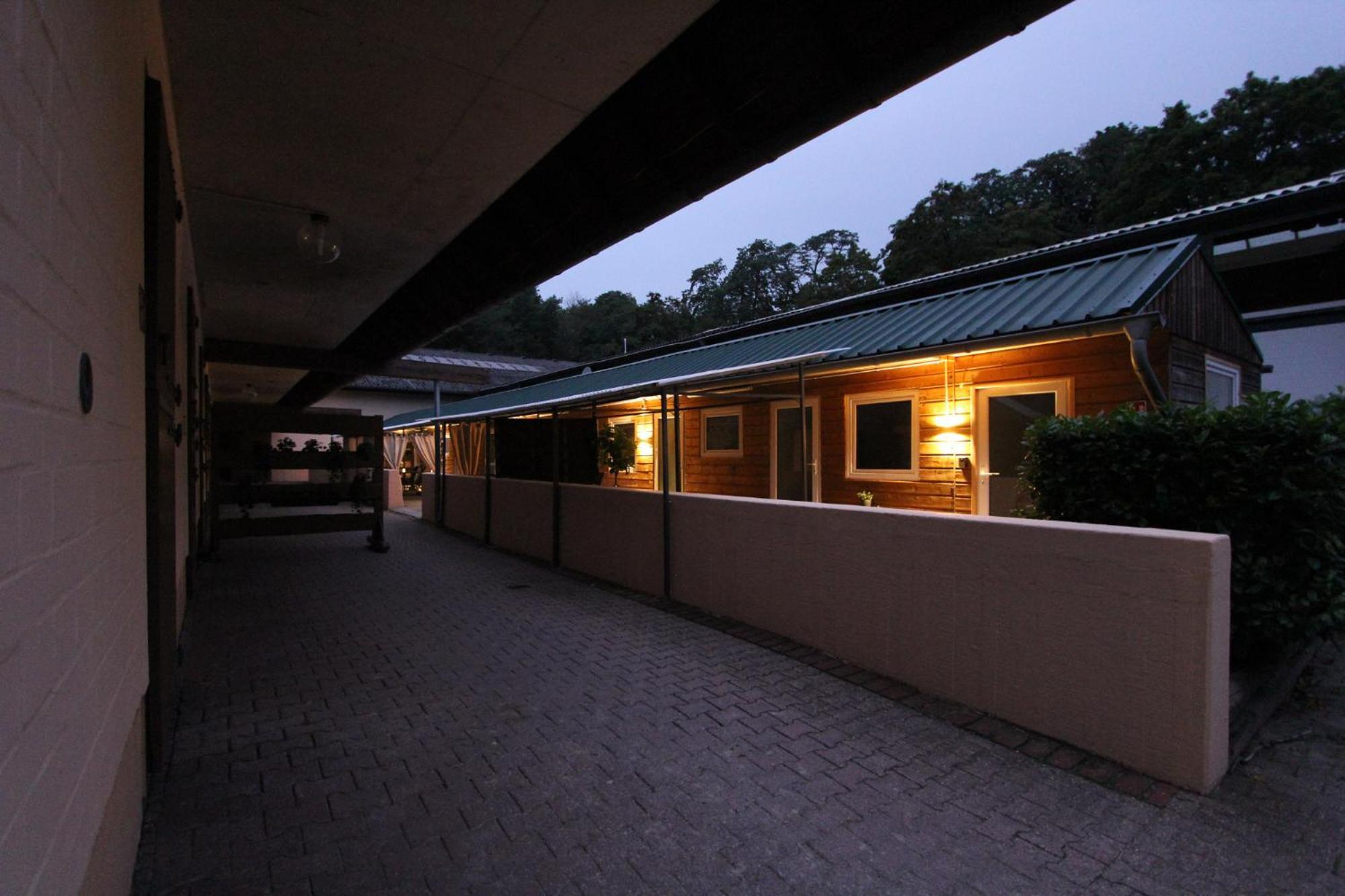 Wunderschoen Zwischen Ortsausgang Und Waldesrand Gelegene, Schoene Apartments Herzogenrath Exterior foto